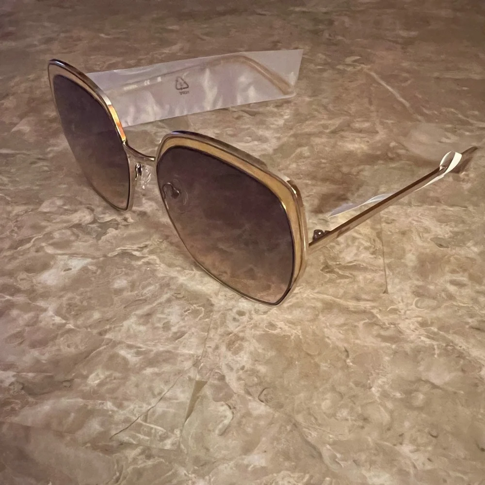 Guess Factory Brown Gradient Butterfly Ladies Sunglasses GF0410 33F 59 NWT‎ NEW